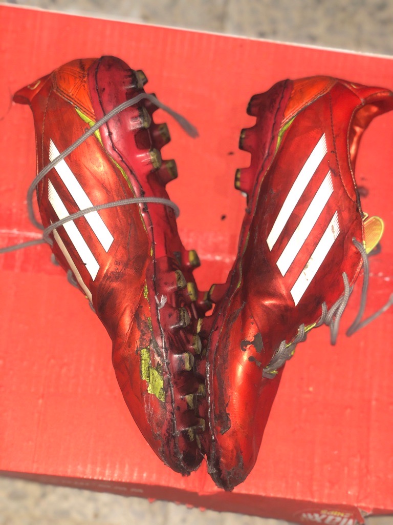 Crampon addidas f30