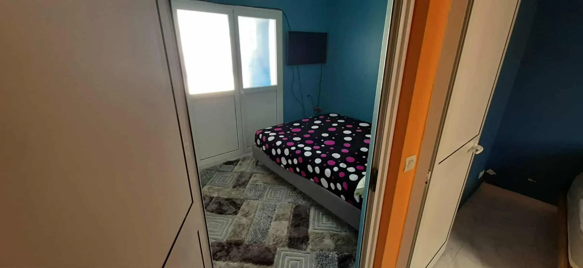 A louer un studio en duplex situé à bhira Bizerte