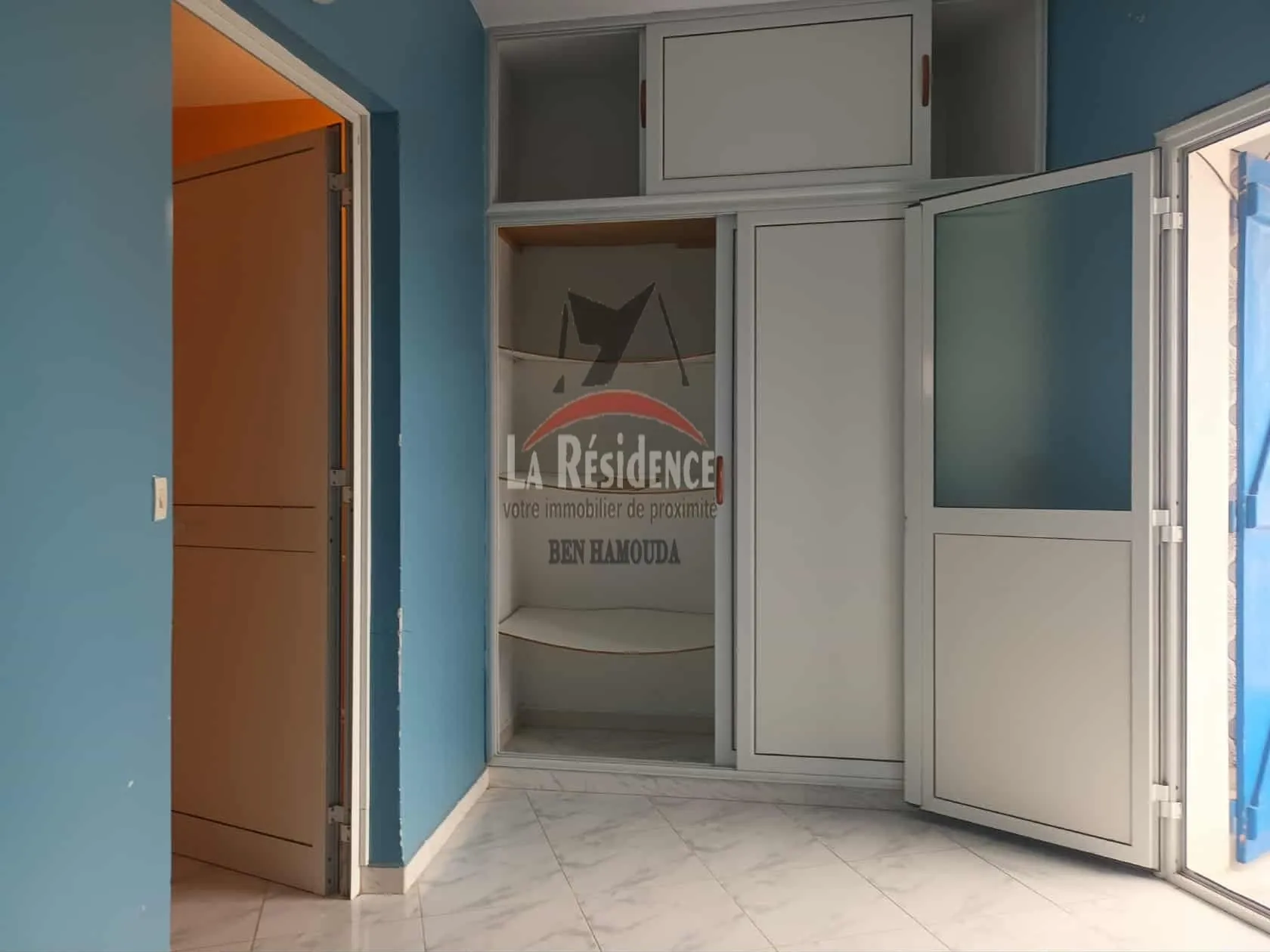 A louer un studio en duplex situé à bhira Bizerte