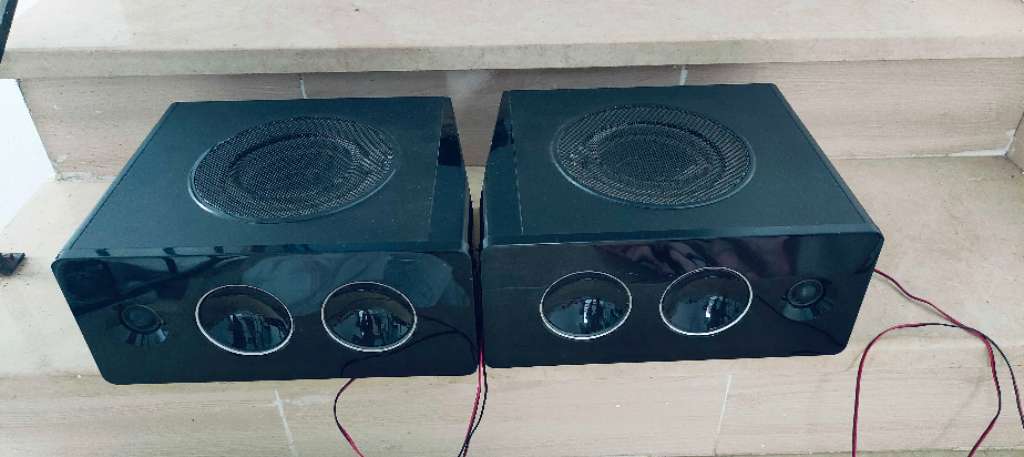 2 bafel LG 320w les 2