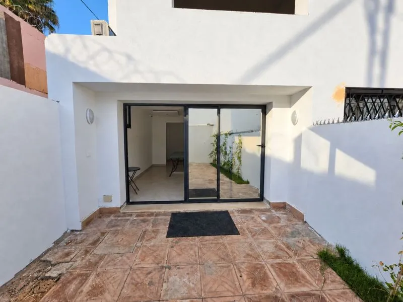 Local 52 m² + terrasse à Mégrine Coteaux