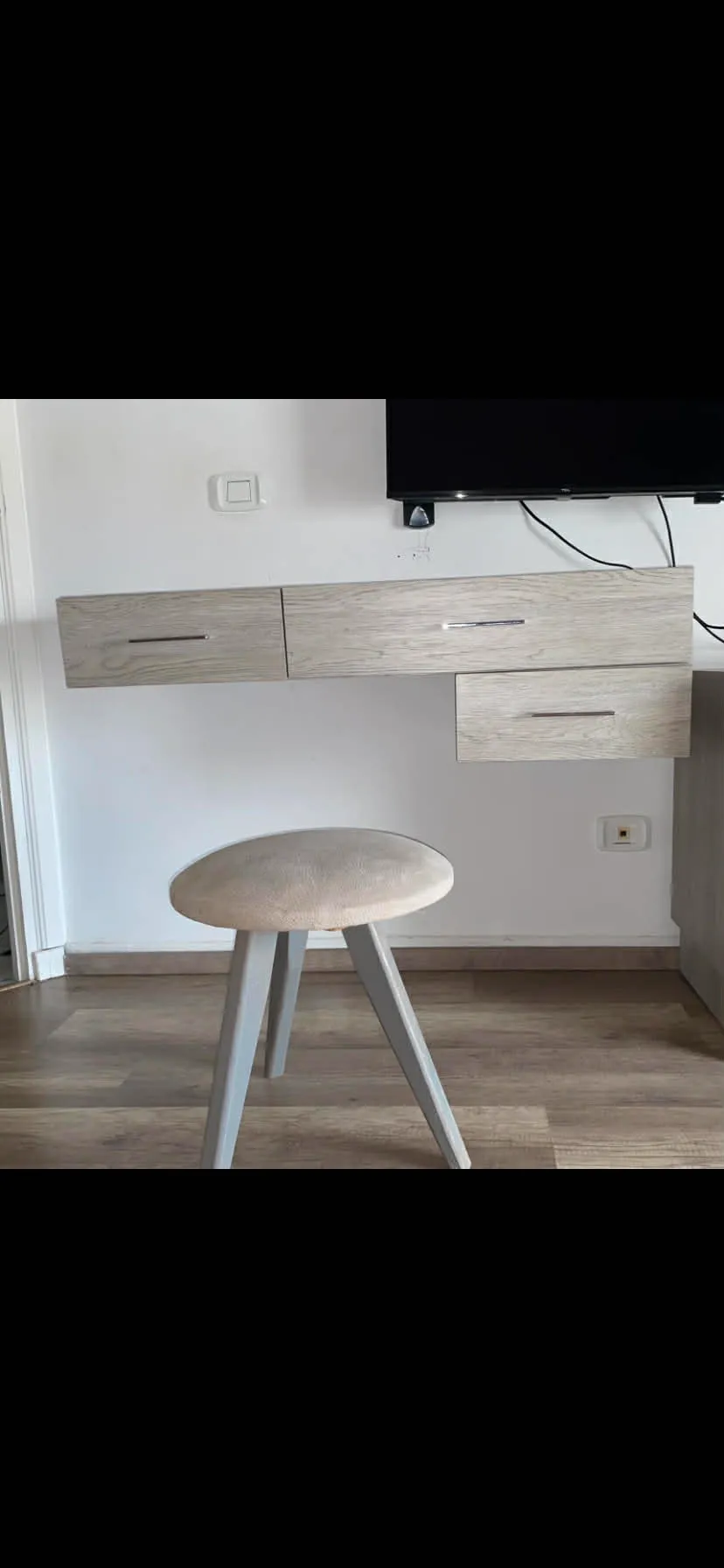 Opportunité : Pack Chambre à Coucher (Lit + Chevet + Coiffeuse+Tabouret rembourré)