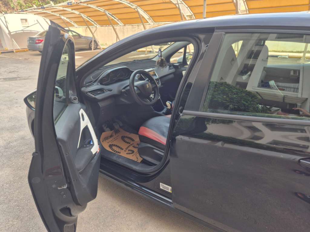 Peugeot 208 année 2019 