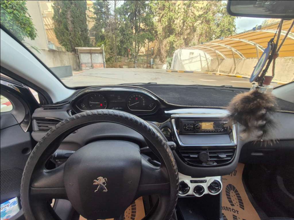 Peugeot 208 année 2019 