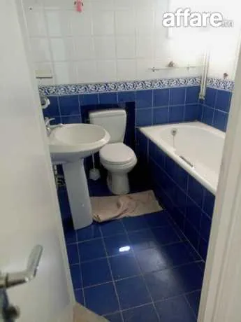 un triplex s+5 situé a Manar 1.