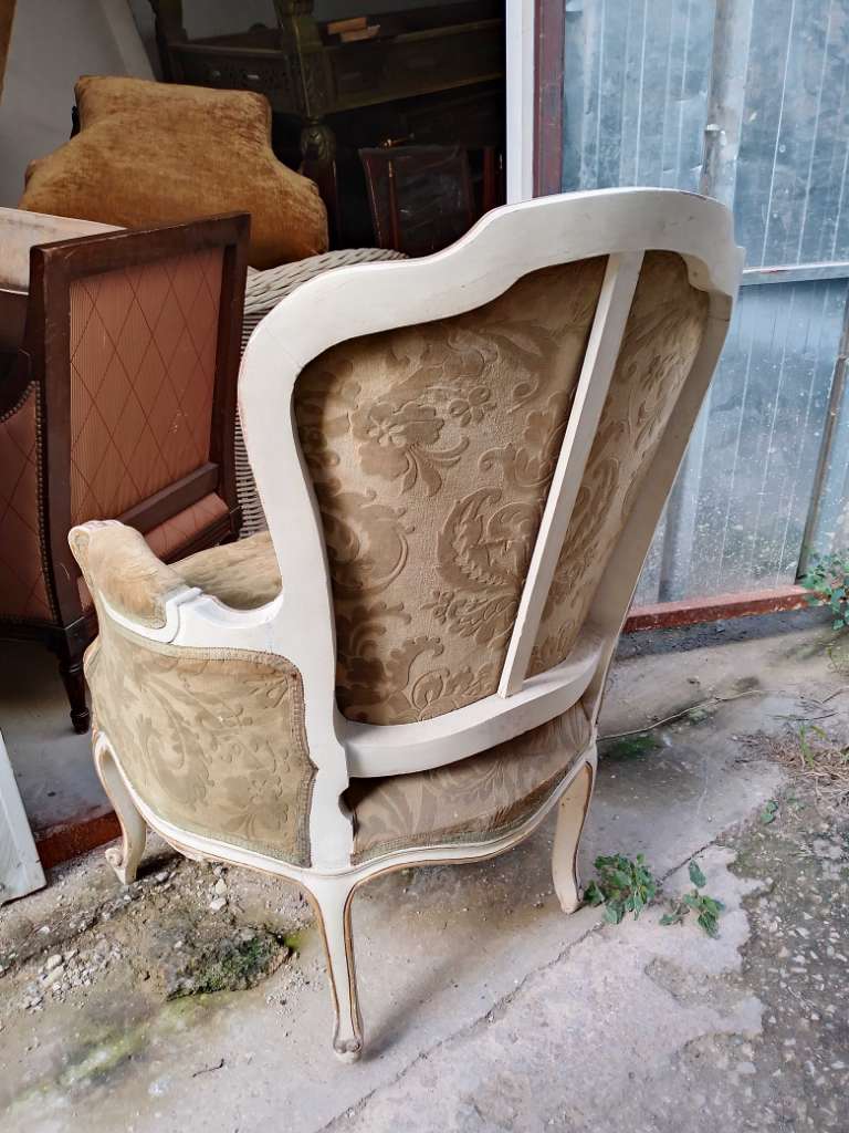 Fauteuil en vrai bois 