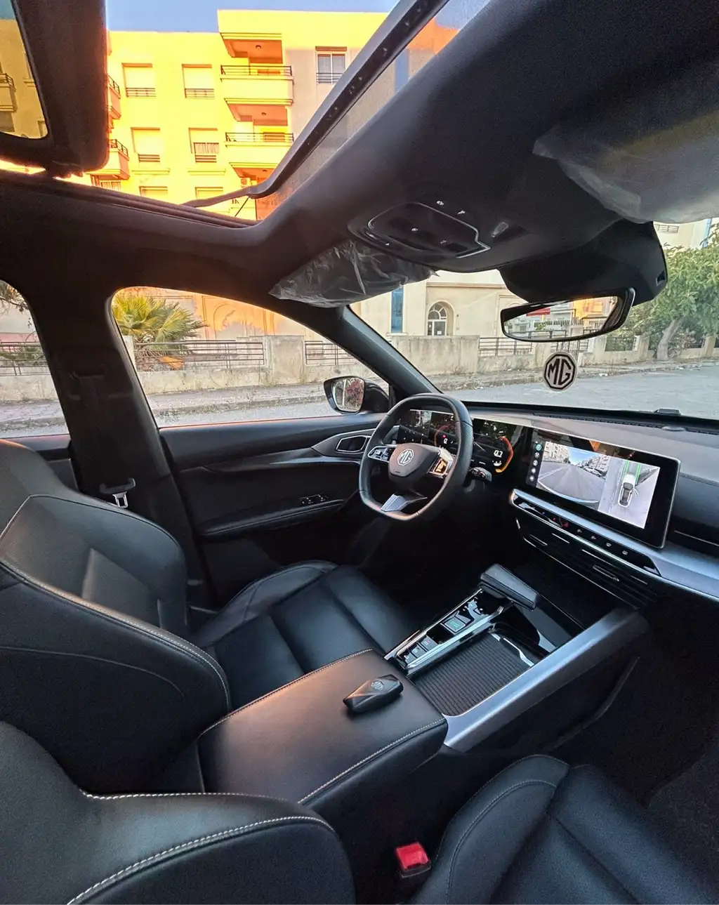 ✅ MG ONE LUXURY BVA NEUVE SUR LEASING ✅