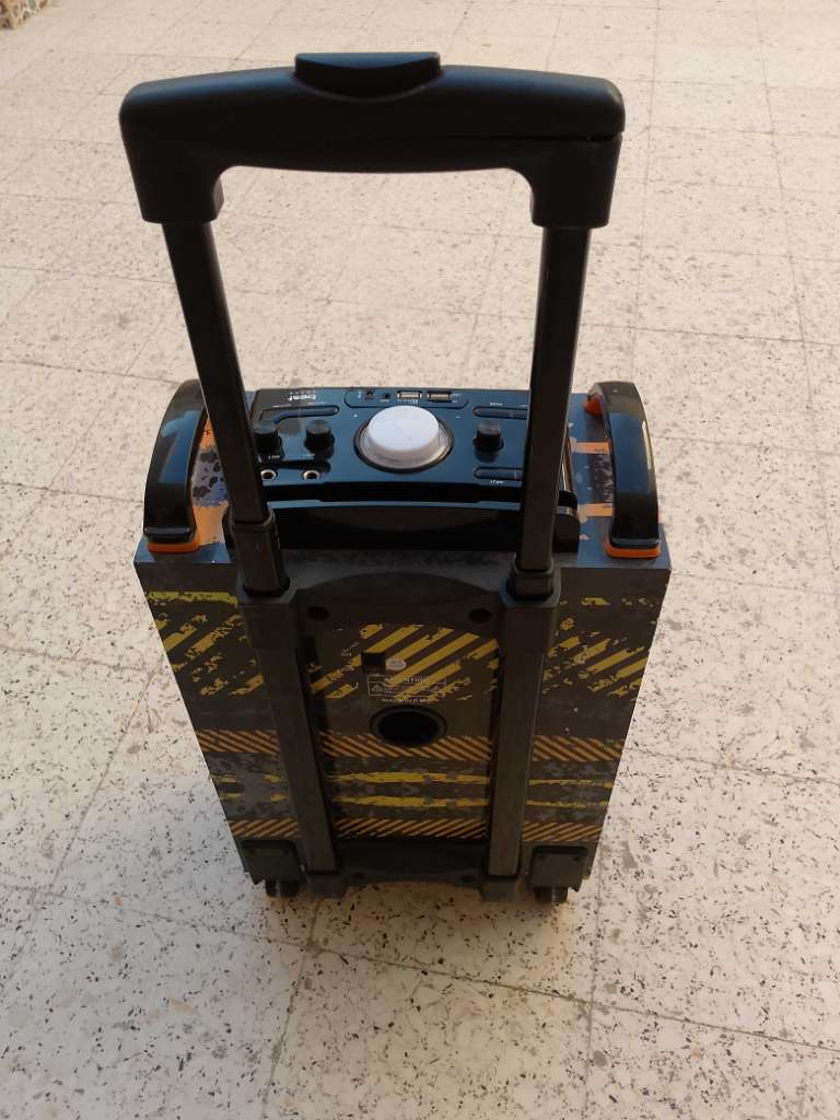 Baffle Aux et usb