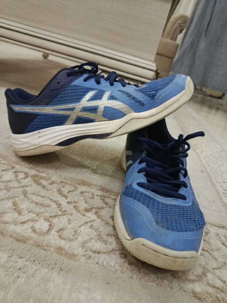 Asics handball porté que 3 fois