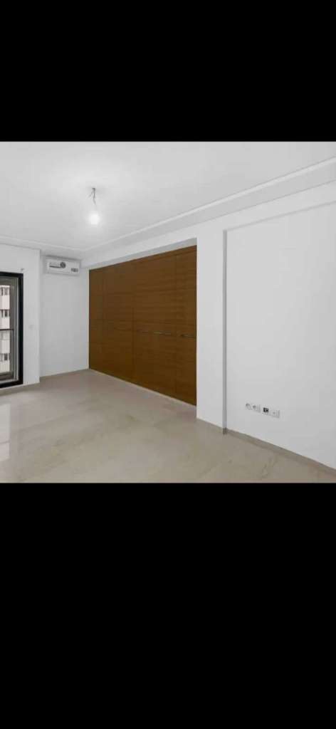 À LOUER – SAHLOUL (Avenue Yasser Arafat)
Appartement Haut Standing S+1 – 7ᵉ étage avec ascenseur 