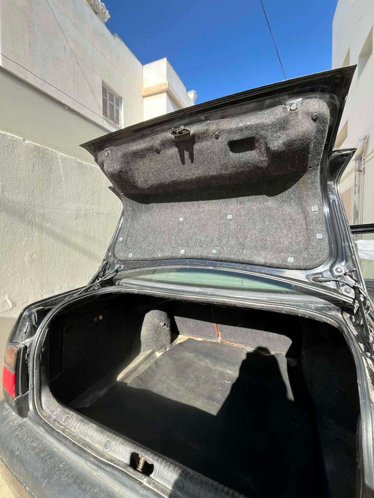 Voiture a vendre a bon état 