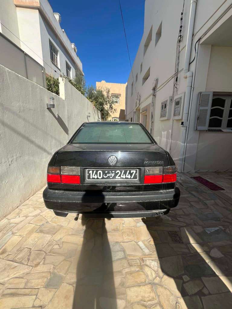 Voiture a vendre a bon état 