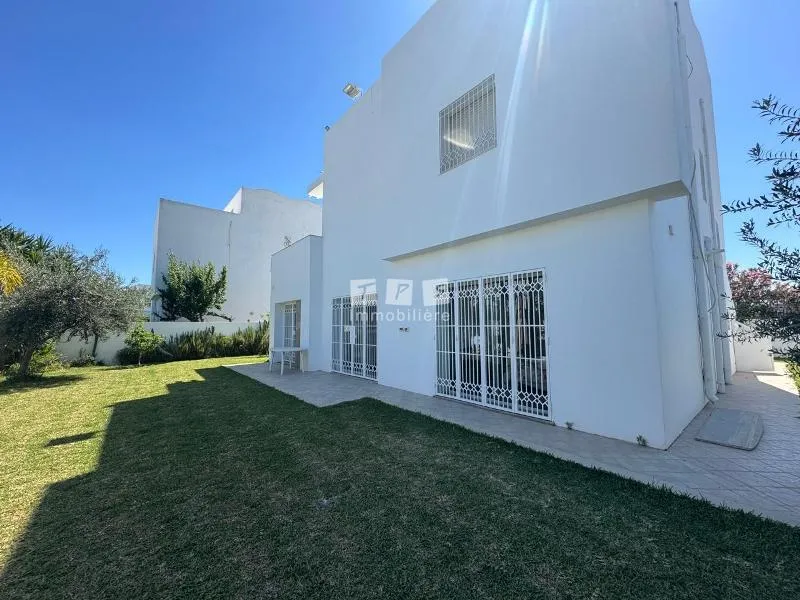 Villa HAMMADI (Réf: V2916)