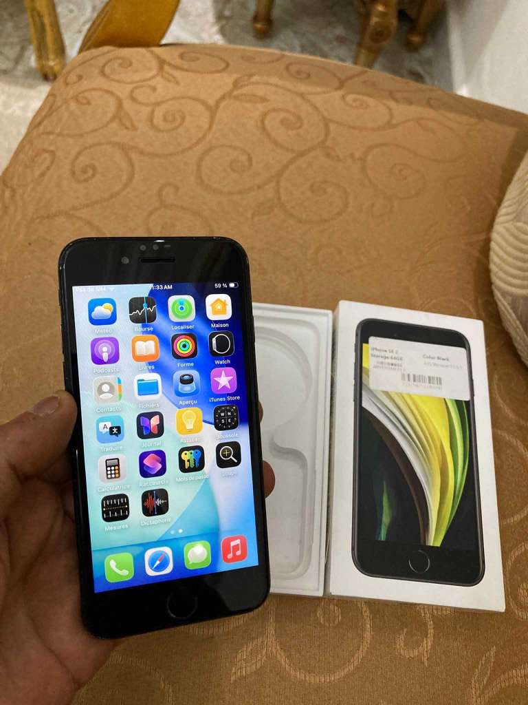 Iphone se 2020 jamais reparé