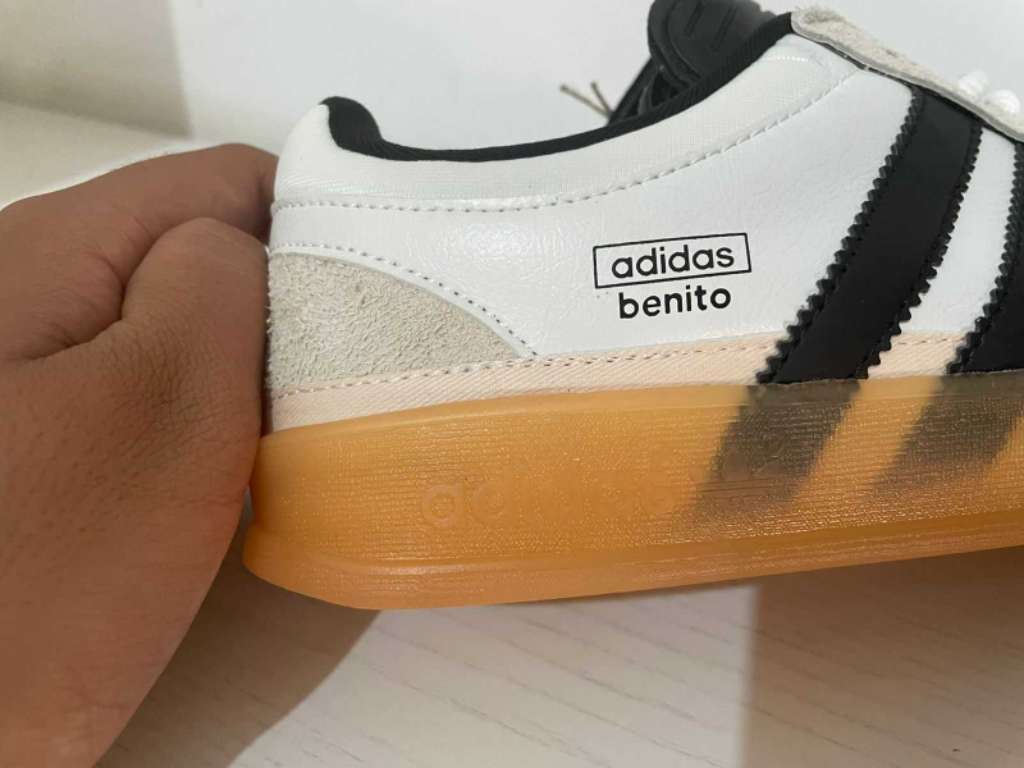 Chaussures Adidas Bad Bunny Gazelle Indoor
