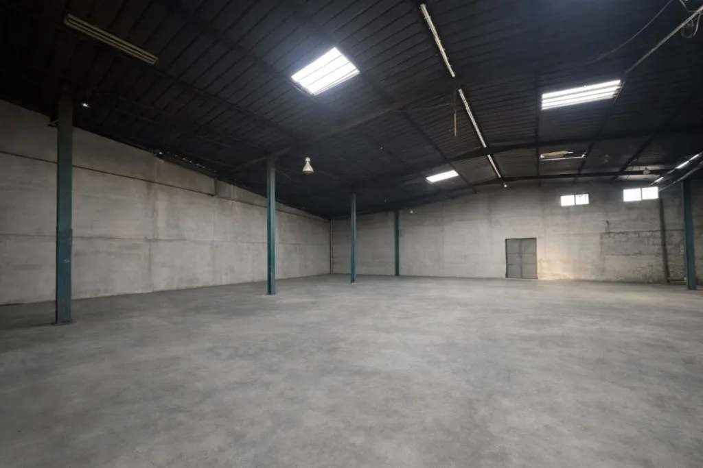 À VENDRE – Dépôt Industriel 844 m² – Tunis Sidi Hsine