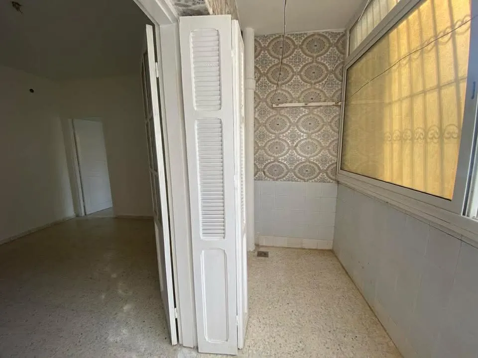 A vendre au RDC S3 à cité Ennouzha Ariana