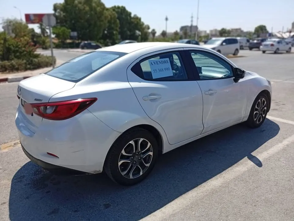 Mazda 2 année 2016 Zéro dépense