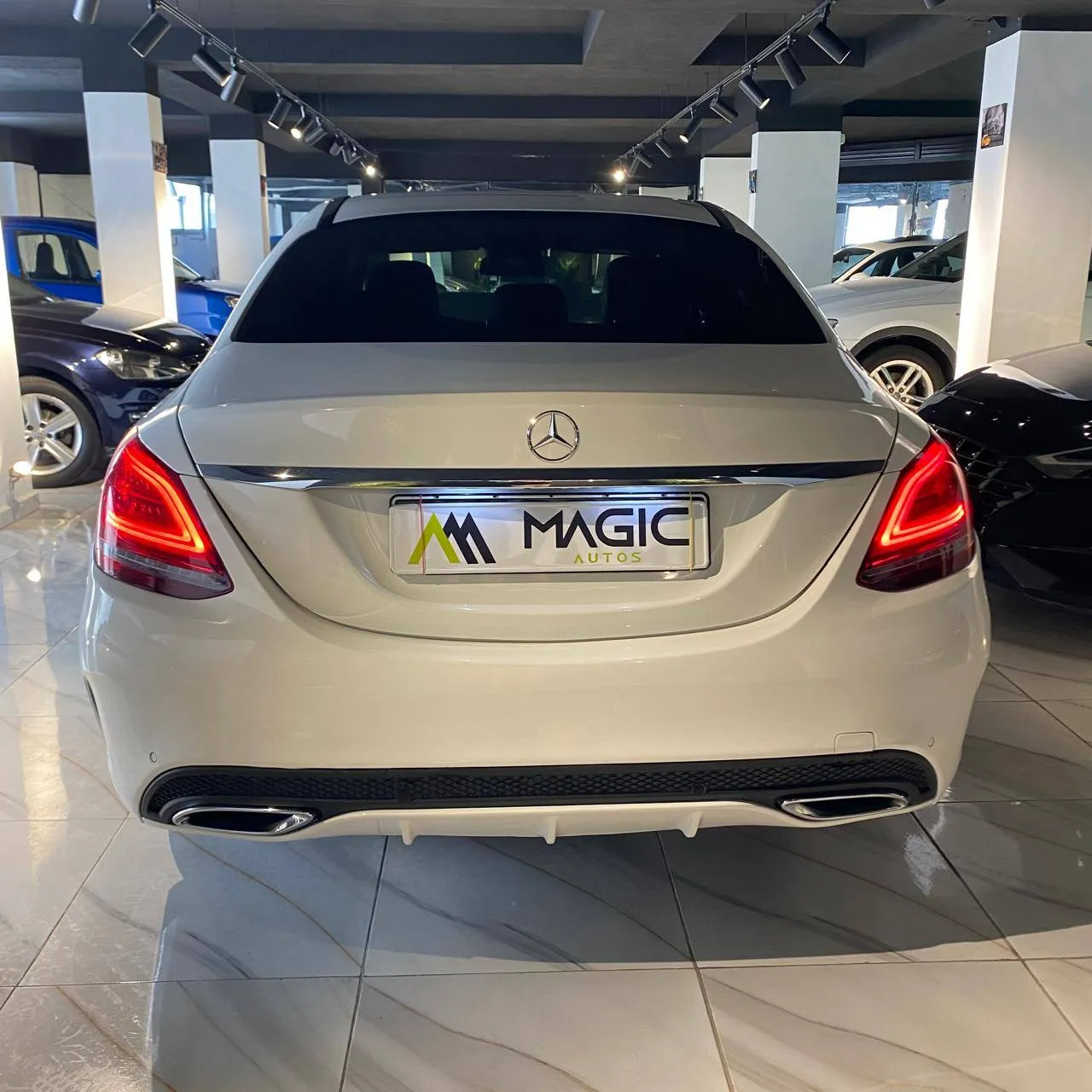 Mercedes C200