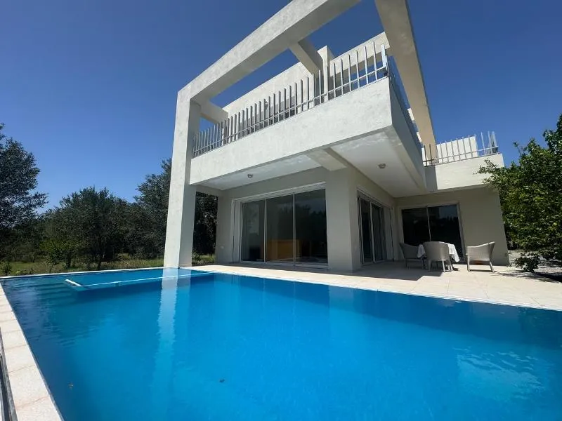 Villa AURALIE(Réf: L3239)