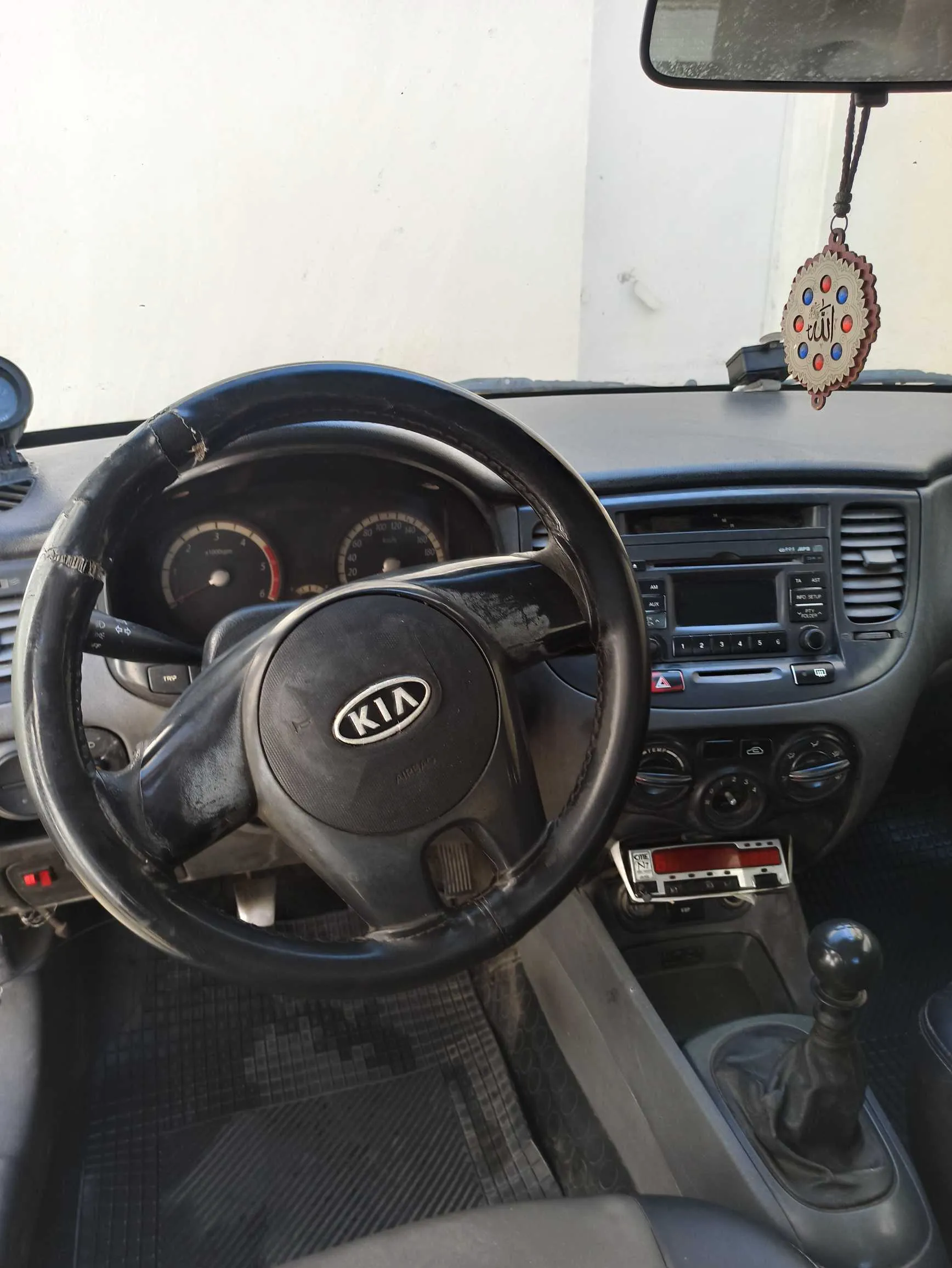 Kia rio 2010 a vendre  b rokhsa 