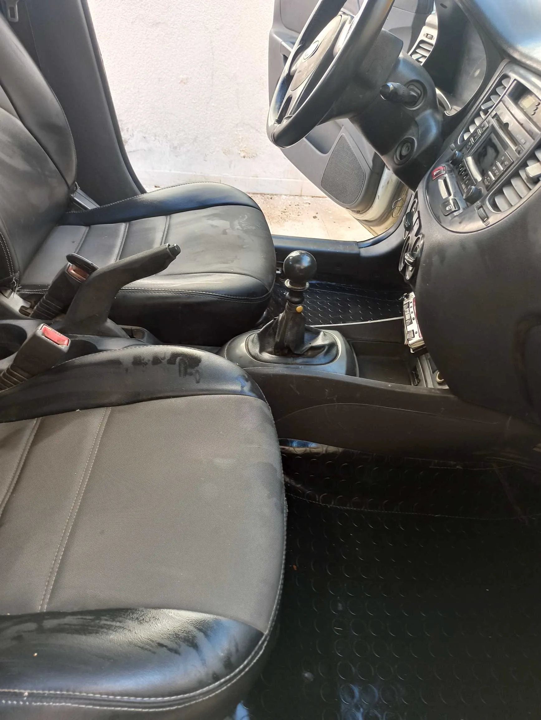 Kia rio 2010 a vendre  b rokhsa 