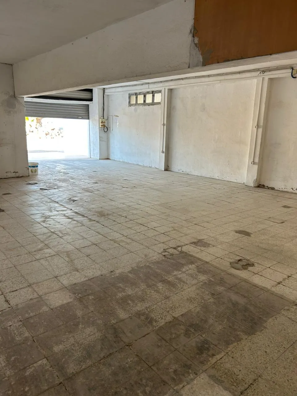 DEPOT BORJ LOUZIR ARIANA 160m²