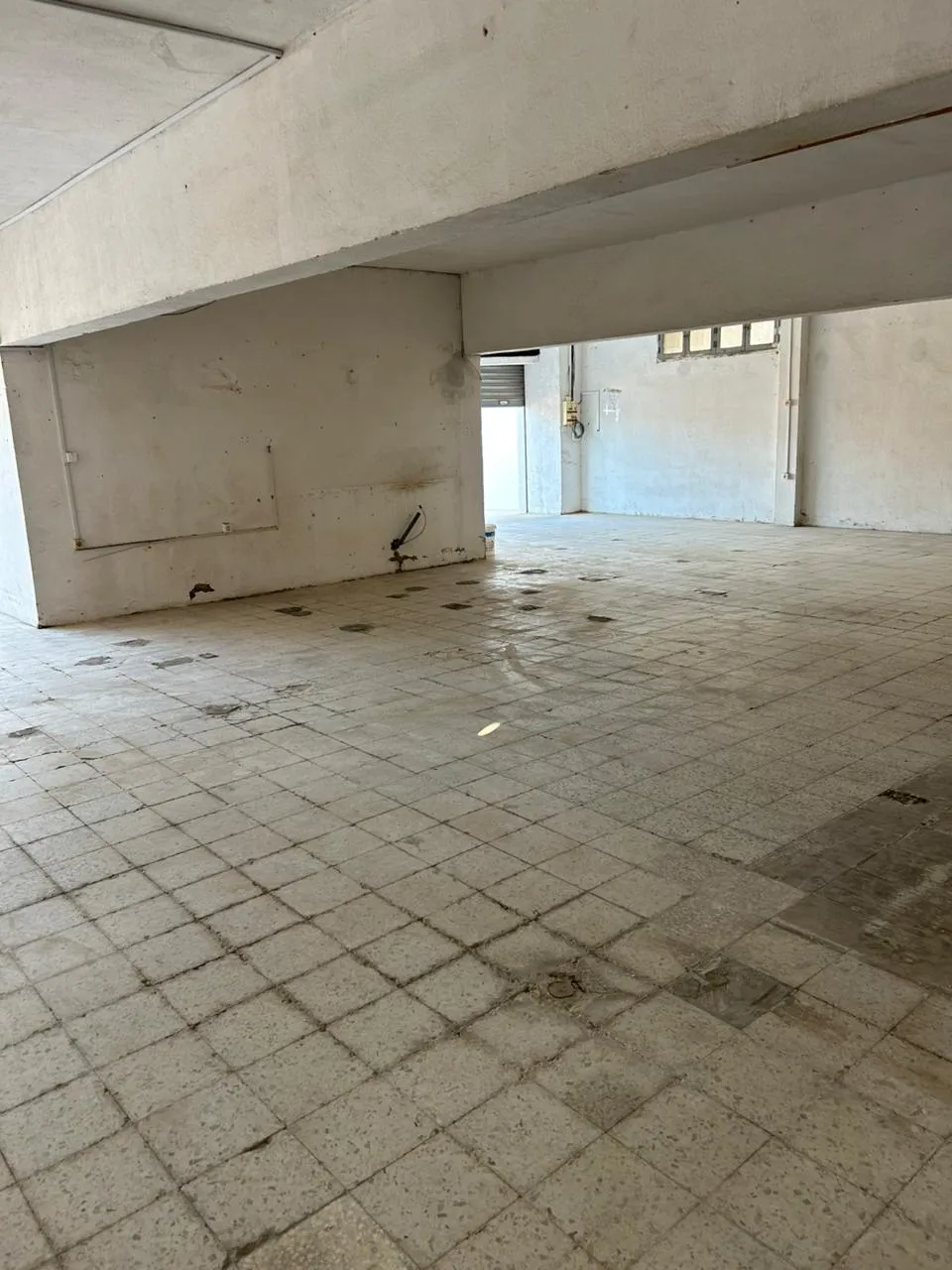 DEPOT BORJ LOUZIR ARIANA 160m²