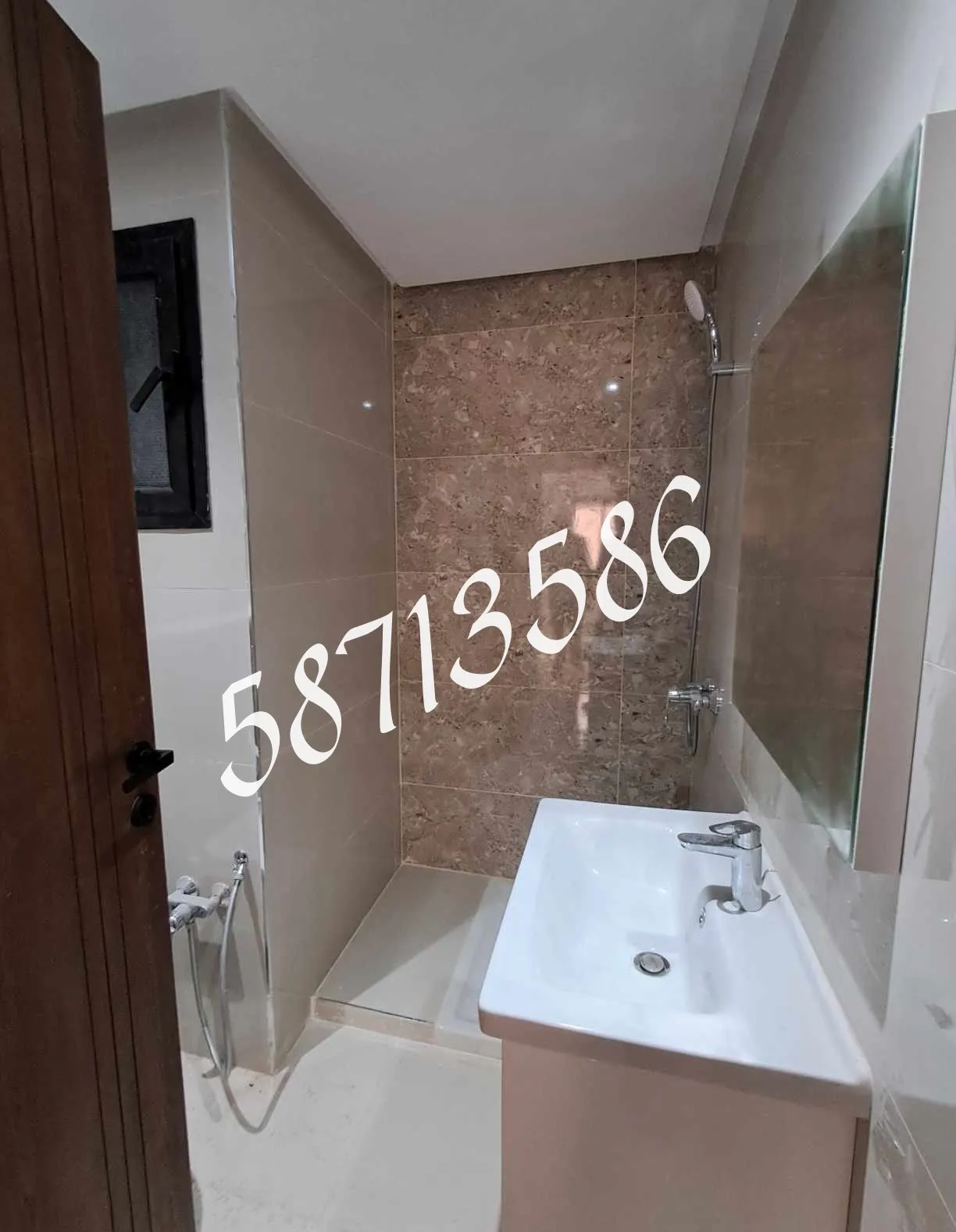 A LOUER S+1 – CITEE WAHAT – TEL 58713586 – FB.8208