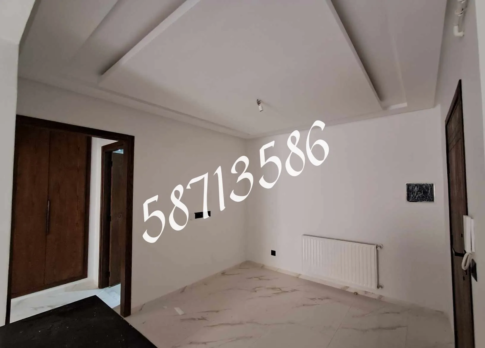 A LOUER S+1 – CITEE WAHAT – TEL 58713586 – FB.8208