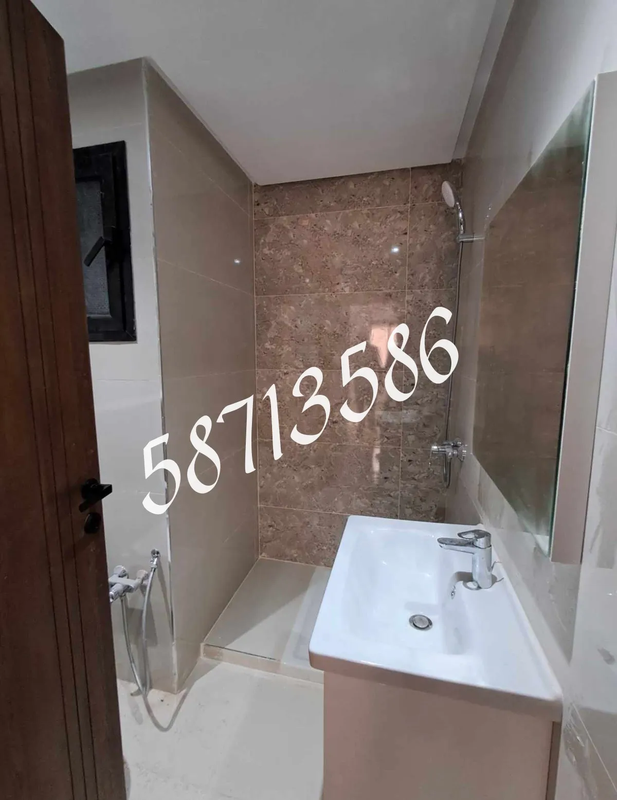 A LOUER S+1 – CITEE WAHAT – TEL 58713586 – FB.8208