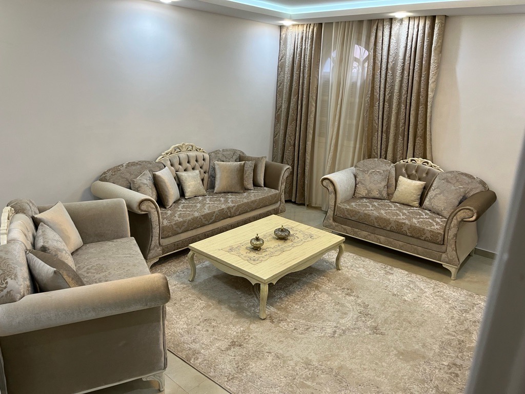 Salon Baroque + table basse + Tapis