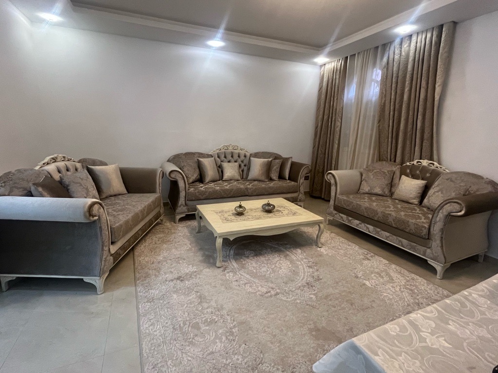 Salon Baroque + table basse + Tapis