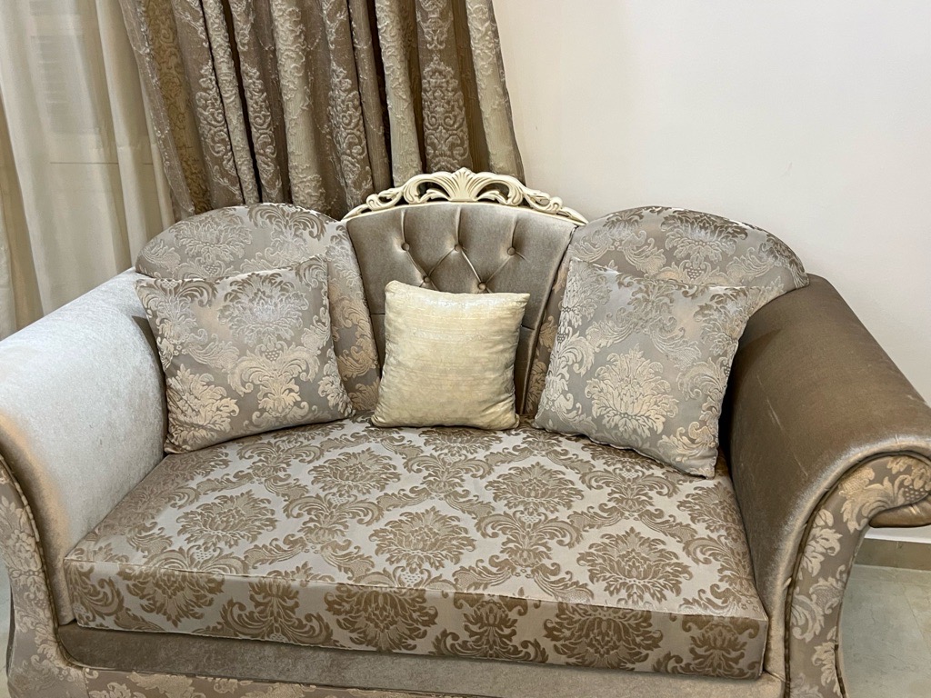 Salon Baroque + table basse + Tapis