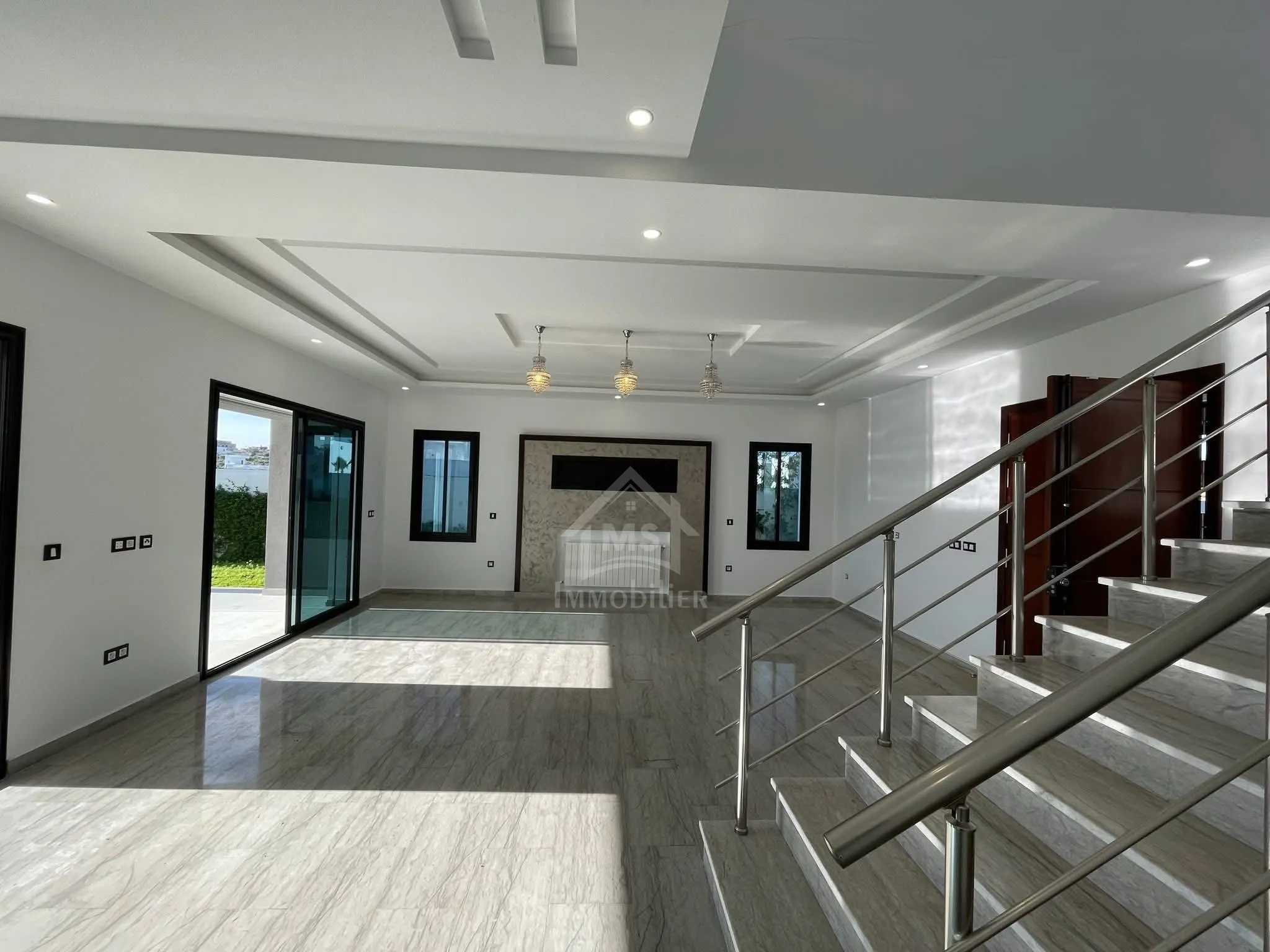 Villa S+4 toute neuve avec jardin et piscine à Hammamet Sud 51355351