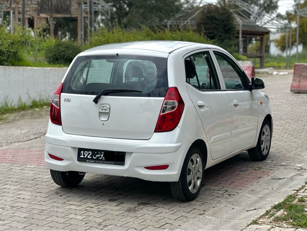Hyundai i10