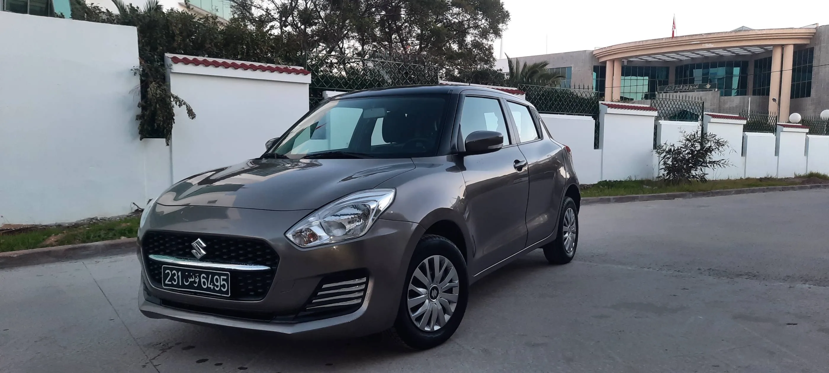 Suzuki swift 4cylindres essence 5cv 1.2L km 86000 Tl:28431642