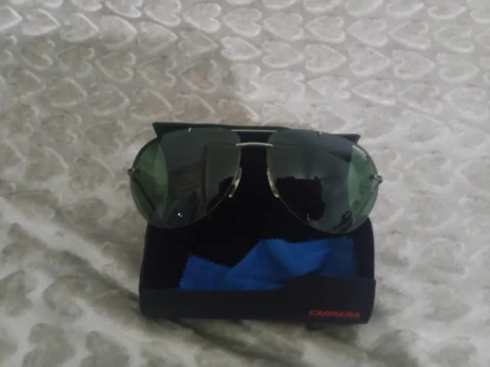 4 lunettes authentique importé 