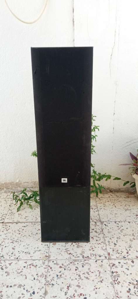 Baffle JBL
