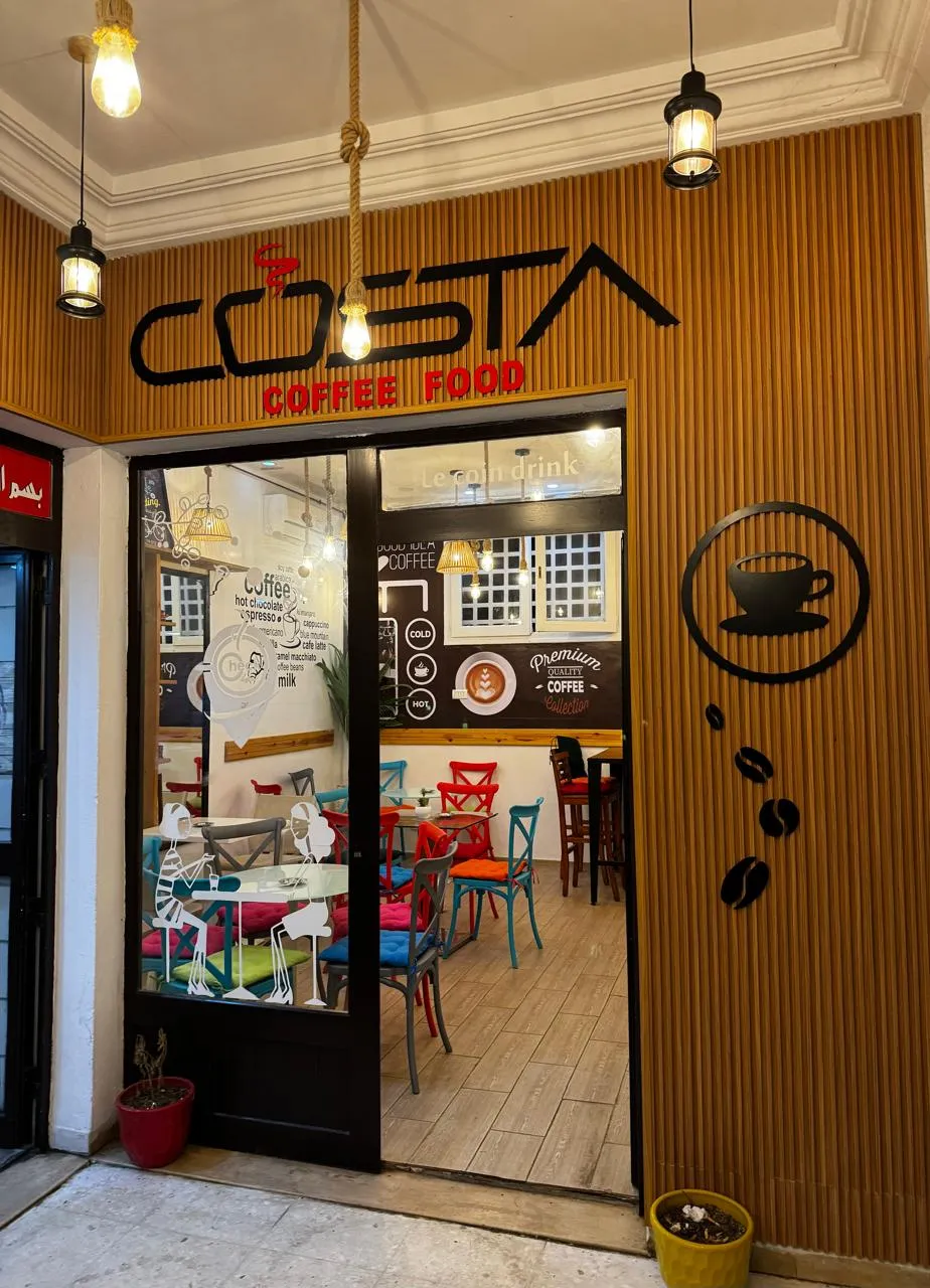 Cafétéria avec tout le matériel au lac 1