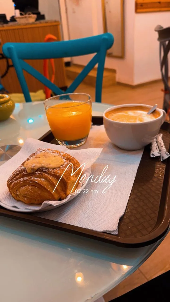 Cafétéria avec tout le matériel au lac 1