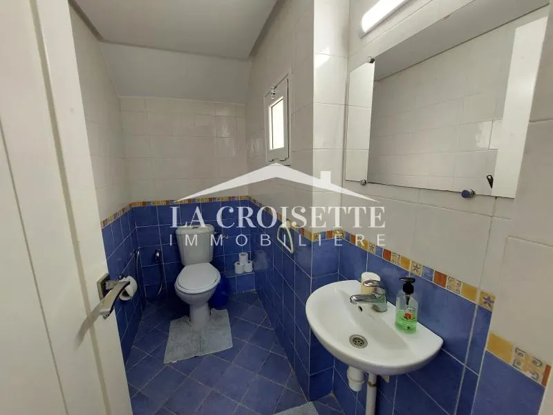Duplex avec jardin S+4 meublé La Marsa ZDL0674