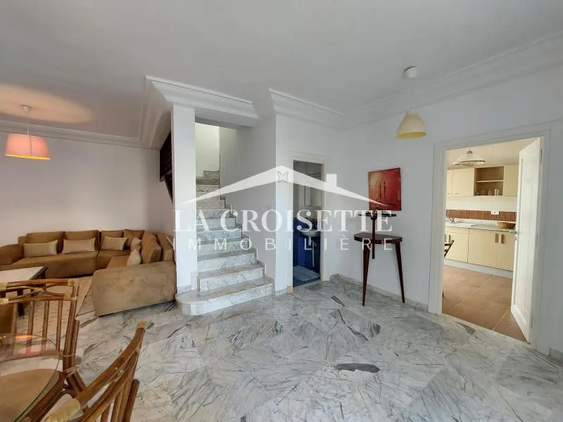 Duplex avec jardin S+4 meublé La Marsa ZDL0674