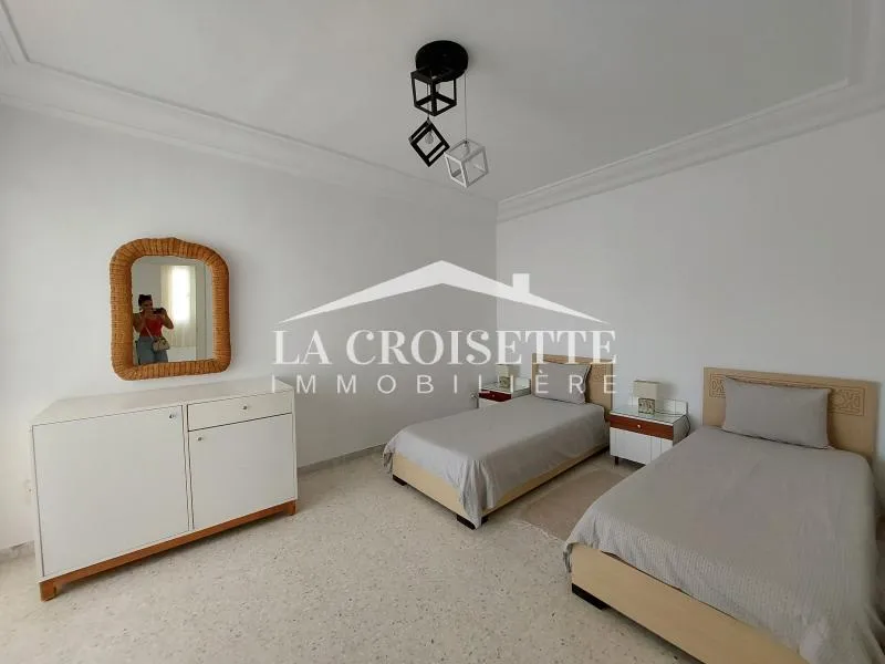 Duplex avec jardin S+4 meublé La Marsa ZDL0674