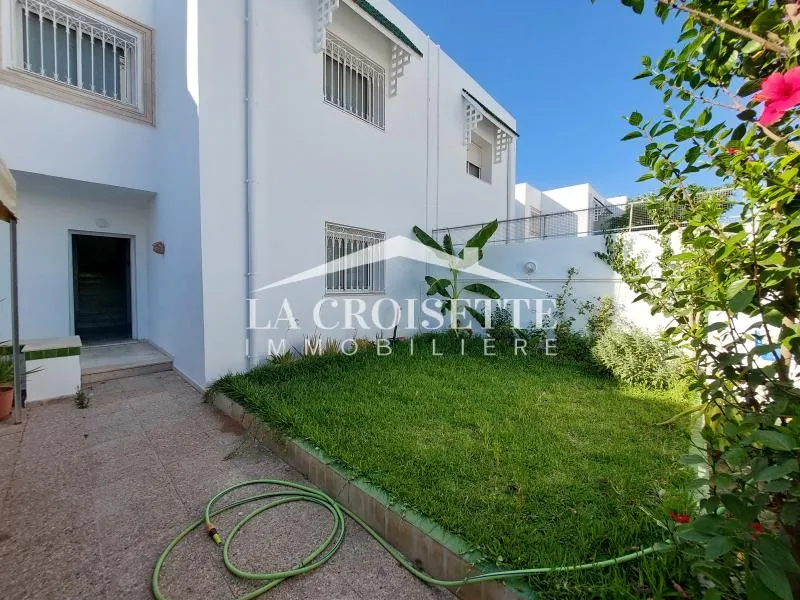 Duplex avec jardin S+4 meublé La Marsa ZDL0674