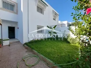 Duplex avec jardin S+4 meublé La Marsa ZDL0674
