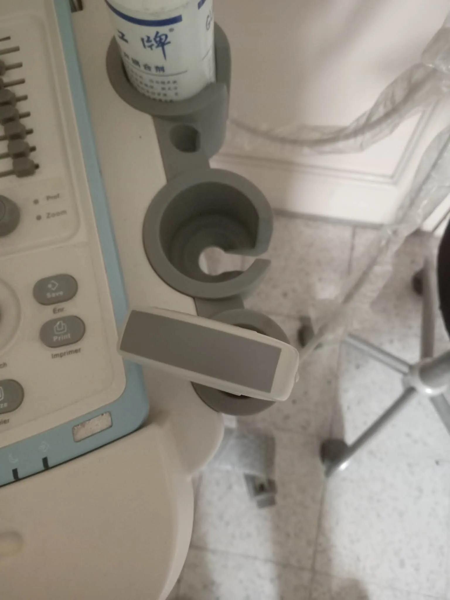 Écho Mindray DP‑10 بحالة ممتازة مع Chariot وSonde Convex 2–6 MHz