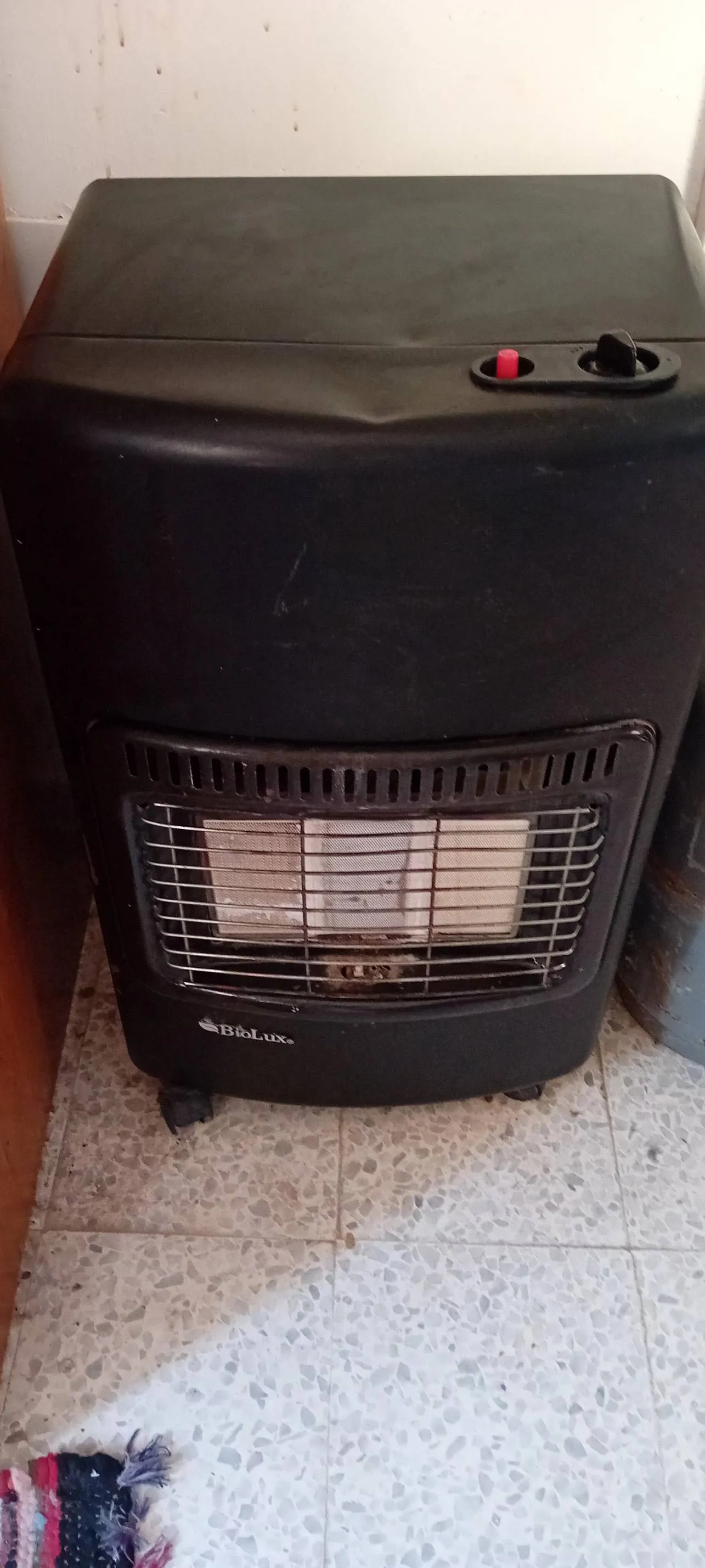 à vendre un réchaud àà vendre un réchaud à gaz de type Biolux, 