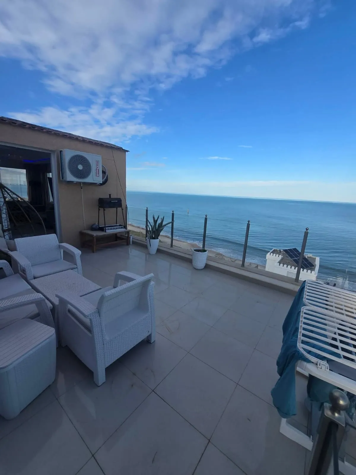  Penthouse : appartement  s+2 Chott Mariem, Sousse