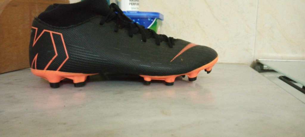 Nike mercurial dorigine